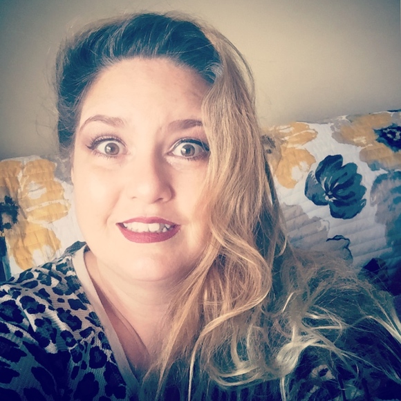 Meet your Posher, Libby - Picture 5 of 8